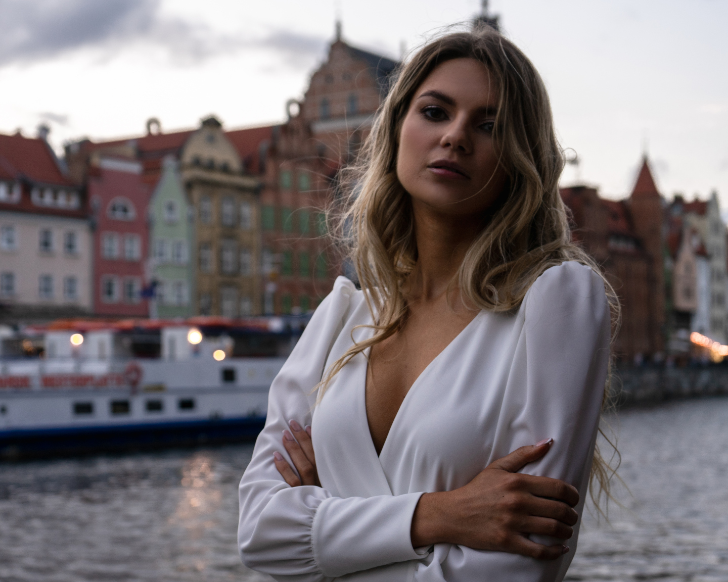 Suknia ślubna - kiedy ją kupić?