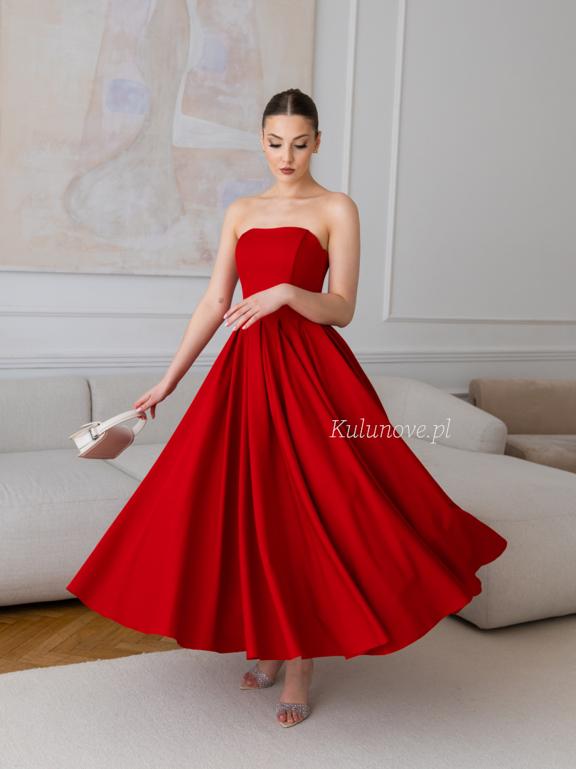 Bombshell midi - efektowna sukienka midi w kolorze czerwonym na wyjątkowe okazje