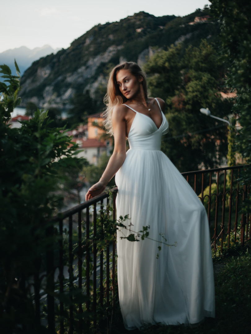 Cindrella maxi - tiulowa suknia ślubna w kształcie litery A - Kulunove zdjęcie 1