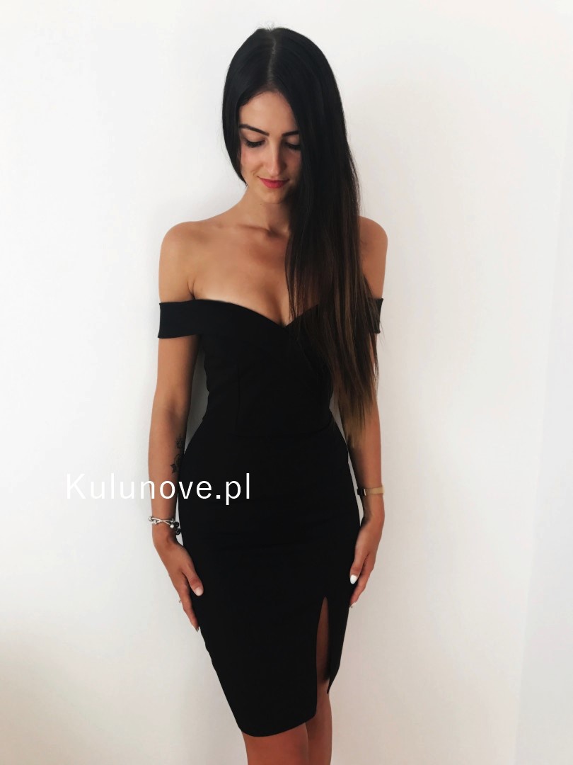 Angelina - mała czarna sukienka z odkrytymi ramionami - Kulunove zdjęcie 1