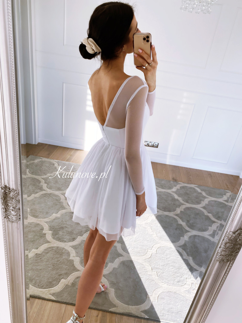 Mona mini - krótka rozkloszowana sukienka w kolorze białym - Kulunove zdjęcie 2