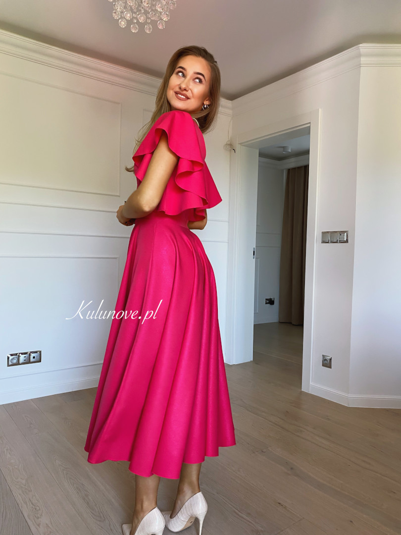 Isabella - elegancka sukienka midi w kolorze fuksji z rozszerzanymi rękawami - Kulunove zdjęcie 1