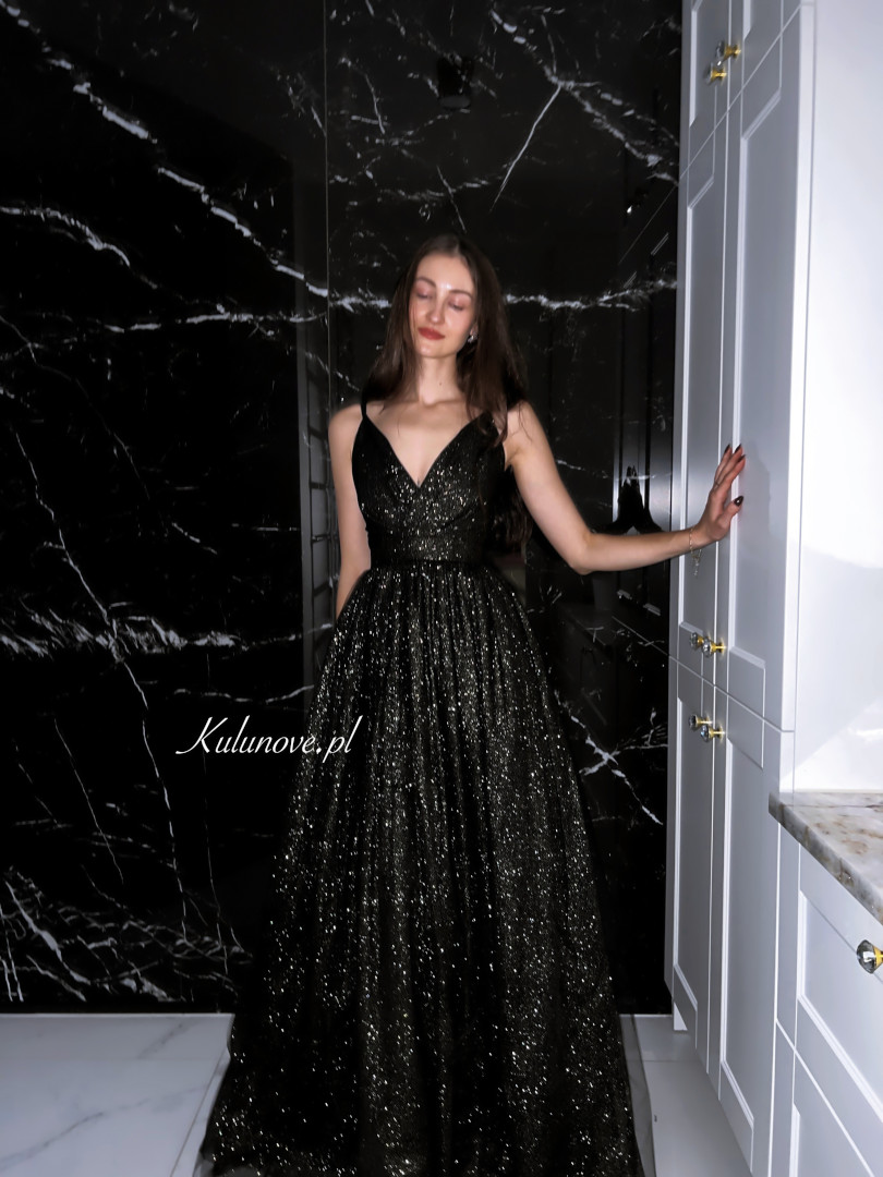 Ana - długa czarna suknia księżniczka z tiulu pokryta brokatem - Kulunove zdjęcie 1