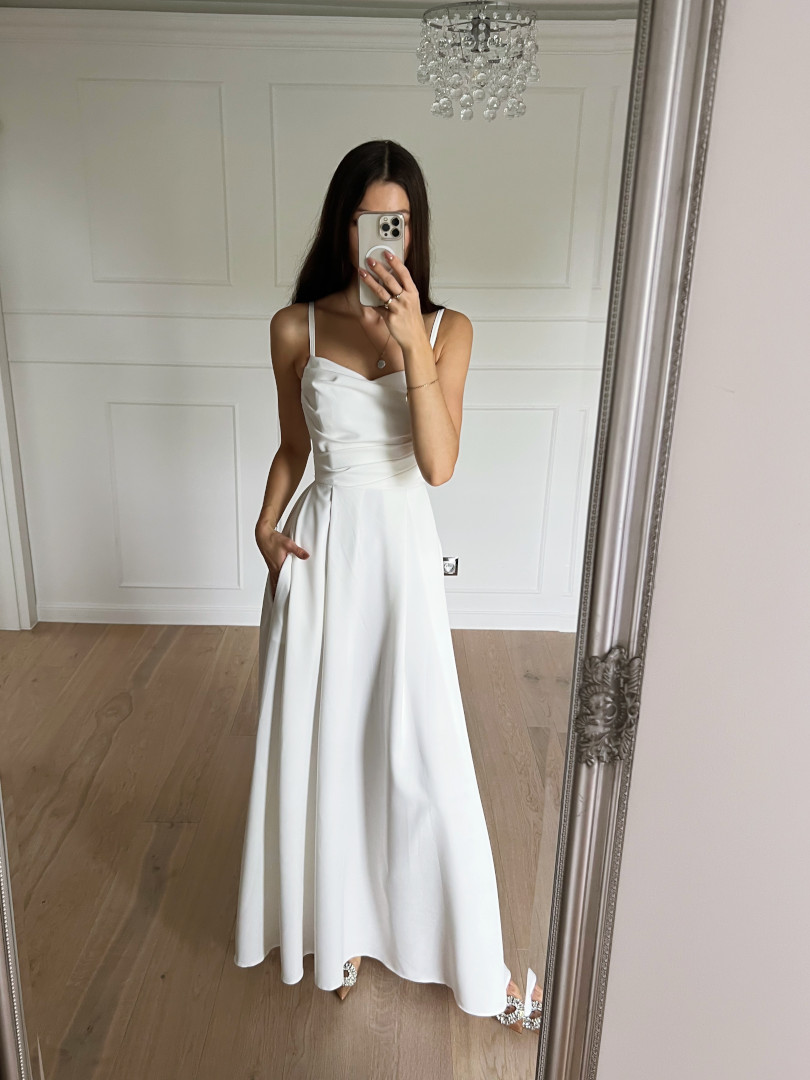 Odetta - gorsetowa suknia ślubna w kształcie litery A z kieszeniami - Kulunove zdjęcie 2