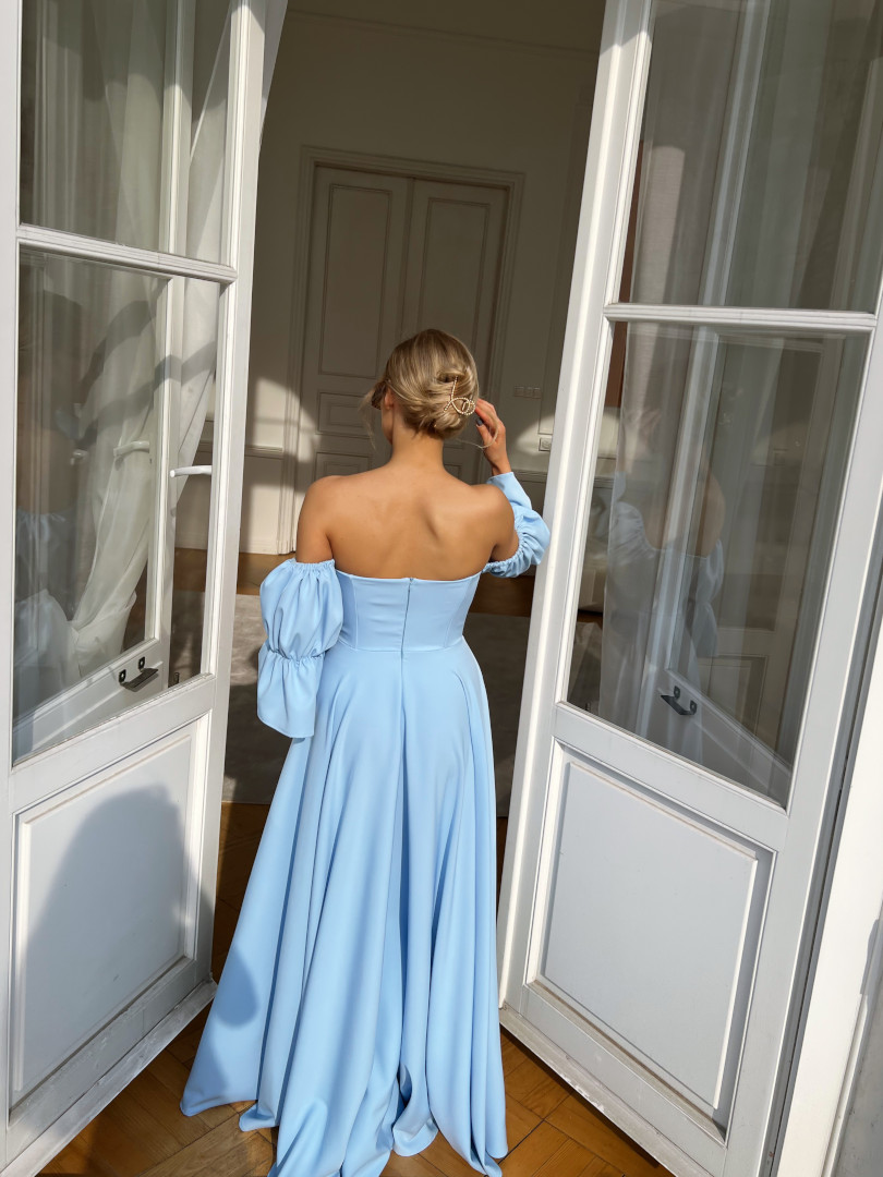 Seniorita - długa błękitna sukienka hiszpanka z odkrytymi ramionami - Kulunove zdjęcie 4