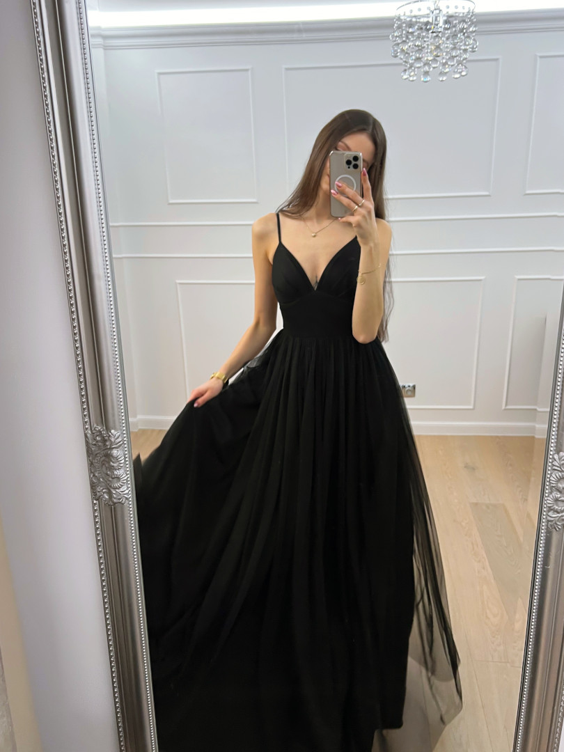 Cindrella maxi - czarna tiulowa rozkloszowana sukienka o kroju księżniczki - Kulunove zdjęcie 1