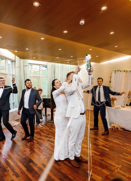 Gianna - dopasowana koronkowa suknia ślubna w kształcie rybki na długi rękaw