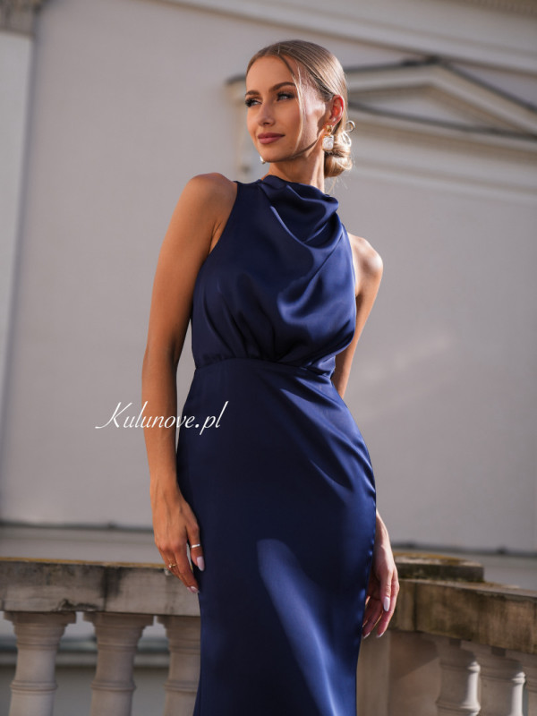 Aria - elegancka sukienka maxi z lejącej satyny w kolorze granatowym