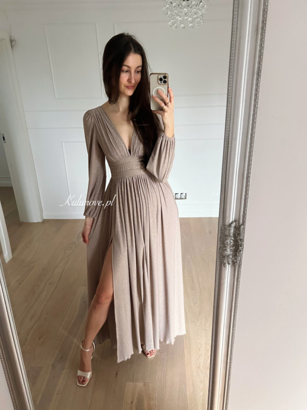 Merida - złota brokatowa sukienka maxi w stylu boho na długi rękaw