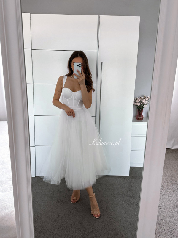 Promise midi - suknia ślubna midi na ramiączkach z usztywnianym gorsetem