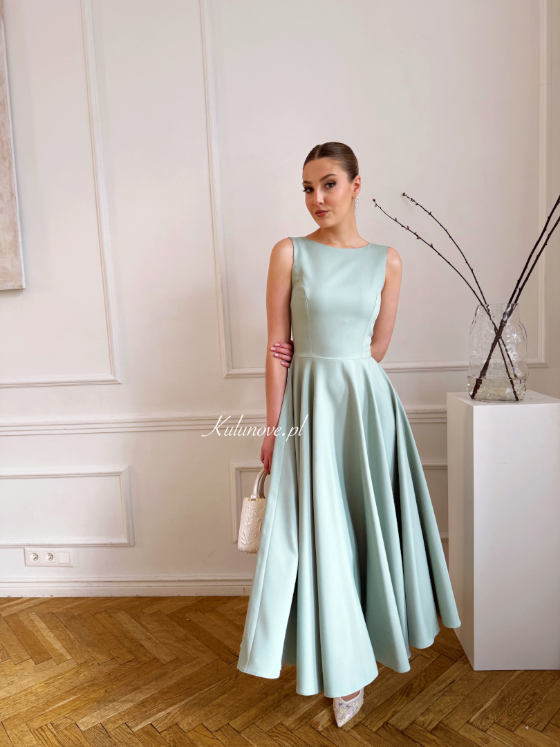 Nora midi - subtelna sukienka midi z zabudowanym dekoltem w kolorze szałwii