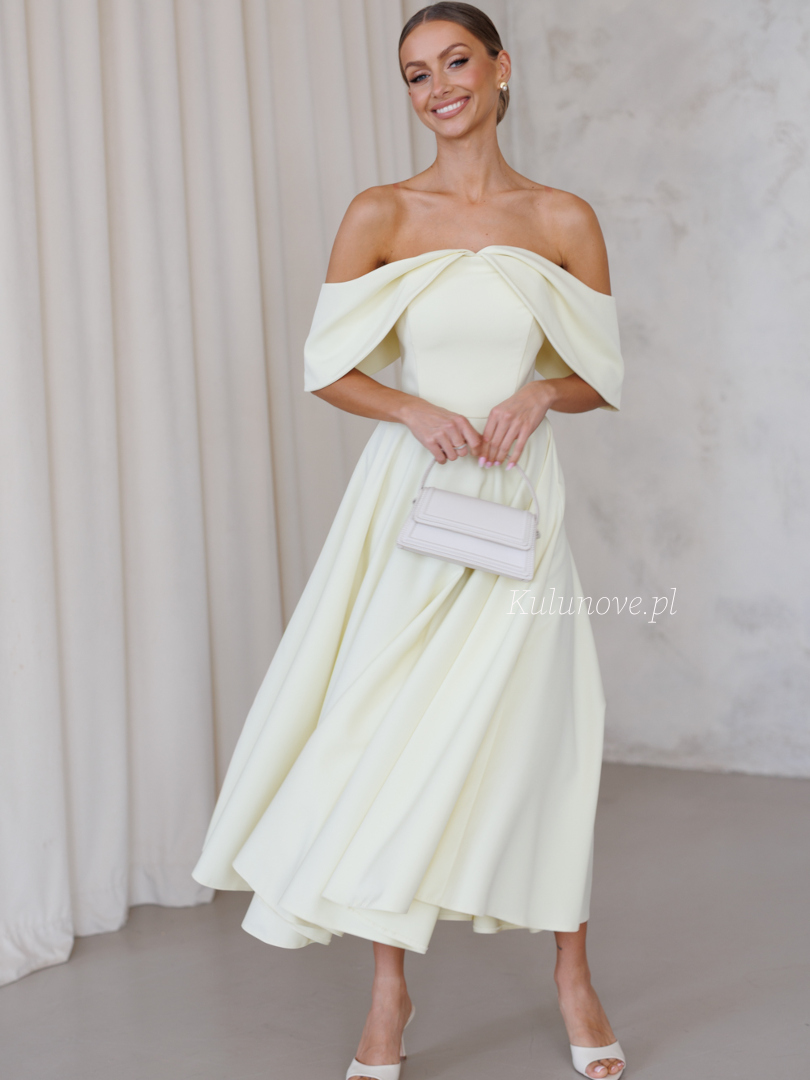 Abby - maślana sukienka midi z opadającymi ramionami