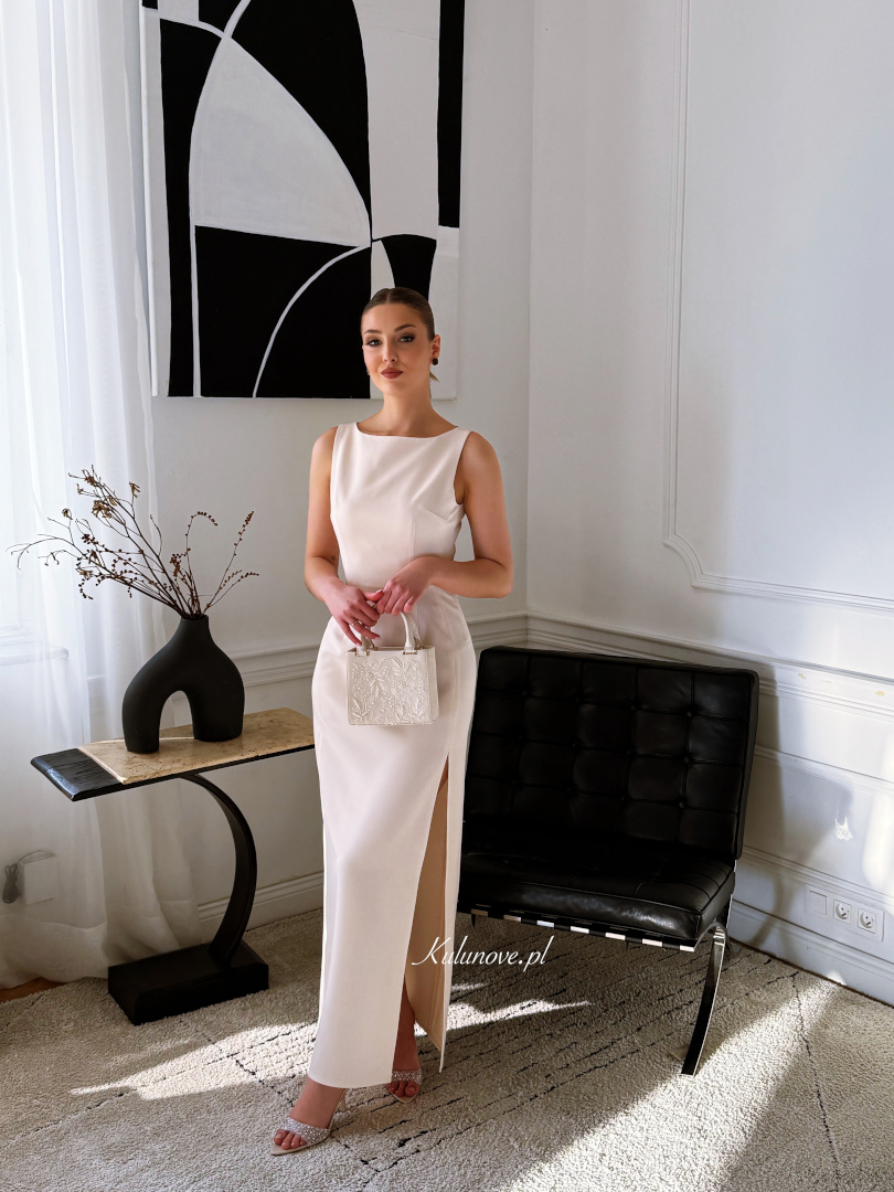 Virginia - elegancka beżowa prosta sukienka bez dekoltu z gładkiej tkaniny o długości maxi